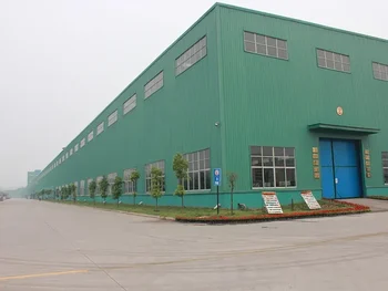 Vue extérieure de l'usine d'enduction de couleurs